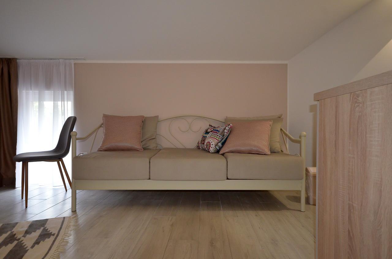 Apartman Aba *